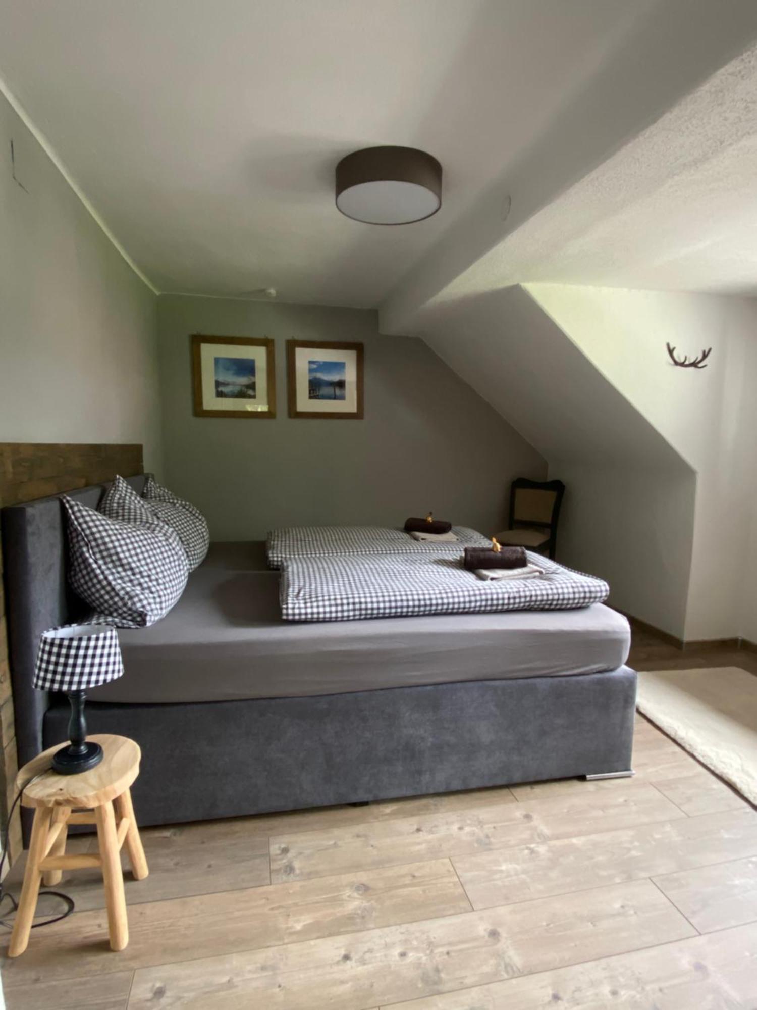Appartement Felsblick Ferienhaus Fuenf Sinne Döbriach Esterno foto